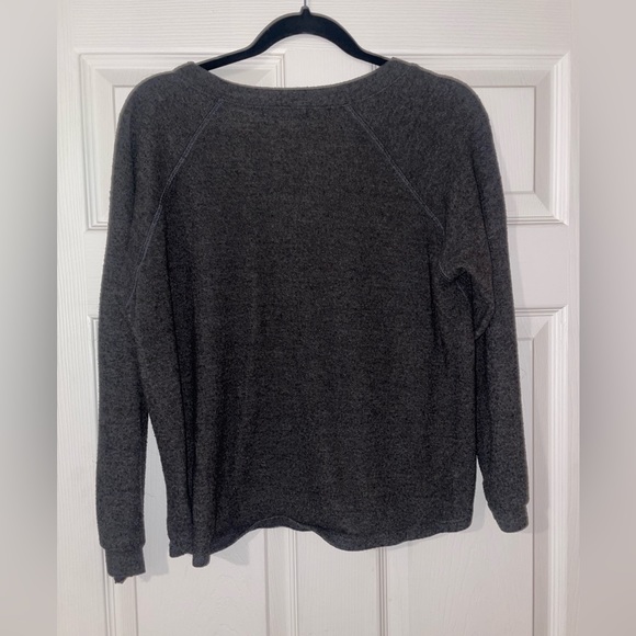 Gray Long Sleeve V-Neck - Picture 2 of 3